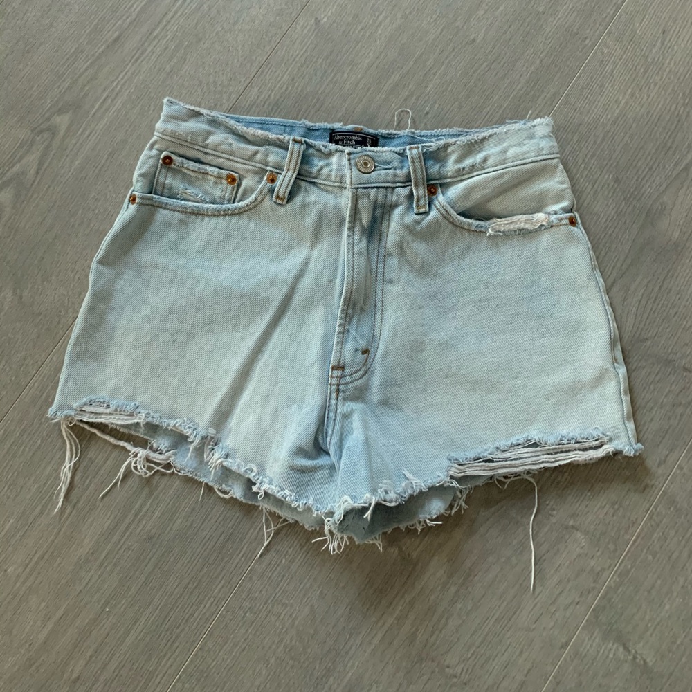 Abercrombie+Fitch Annie High Rise Short